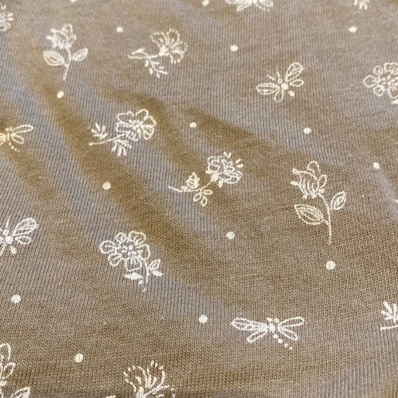 Girl’s Size 2 Vintage Vibe GAP Dress Covered in Tiny Flowers & Butterflies -EUC - Picture 3 of 5